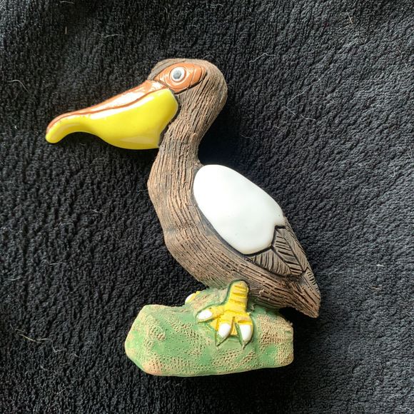 Pair of  Pelican Figurines - colorful (brown, white, yellow, tan, green base) - Picture 2 of 9